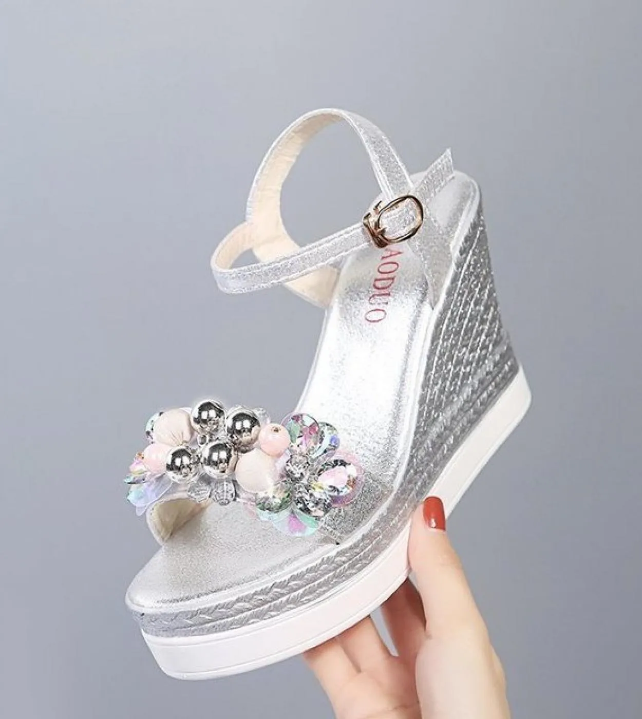 2022 nuovi sandali con zeppa da donna sandali con plateau in cristallo estivi scarpe da donna cinturino con fibbia scarpe casual