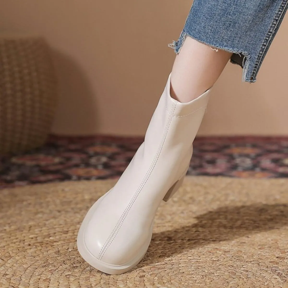 Inverno Tacchi medi Delle Donne Chelsea Stivali Alla Caviglia Scarpe Grosse 2023 Nuovi Stivali Gladiatore Vestito Alla Moda Punk